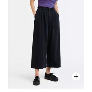 Levis Black Pleated Wide Leg Trouser